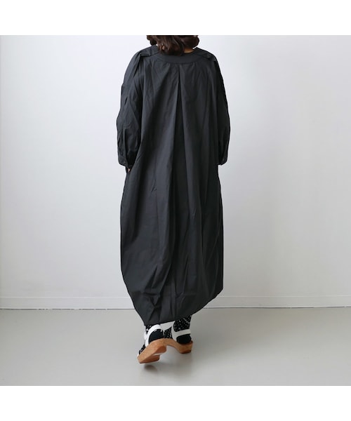 もゆゆ様ブラック一枚 UNIVERSAL TISSU（ユニヴァーサルティシュ）の「UNIVERSAL TISSU