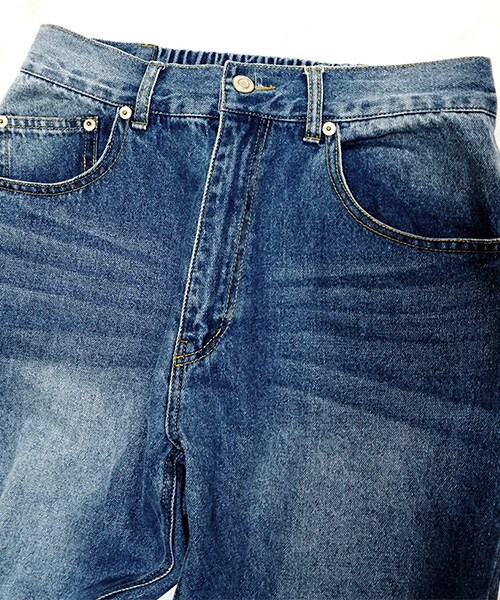 Tiffee SELECT（ティフィーセレクト）の「ヴィンテージ風ハイウエストボーイズジーンズ（デニムパンツ・レディース・ブルー/サックス・M）」の3枚目の写真