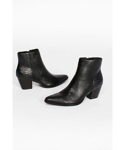 matisse going west boot