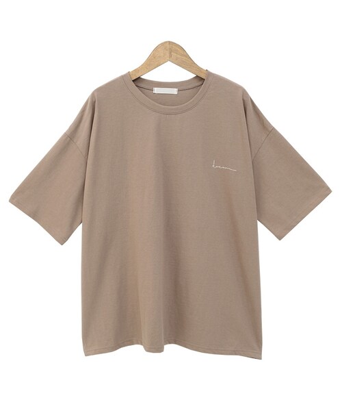 Dailyabout(デイリーアバウト)の「レタリング刺繍ルーズ半袖Tシャツ(Tシャツ/カットソー・レディース・ホワイト/ブラウン/グレー・FREE)」の3枚目の写真
