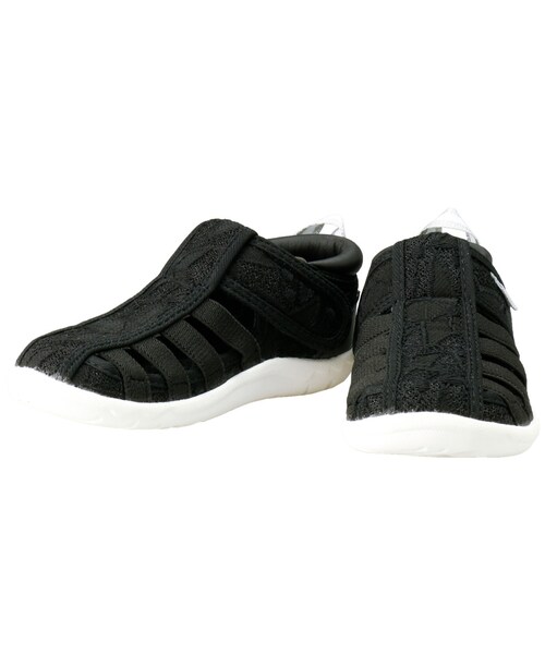 BRANSHES(ブランシェス)の「IFMEコラボレースウォーターシューズ(サンダル・キッズ・ホワイト/ブラック・13.5cm~19cm)」の2枚目の写真