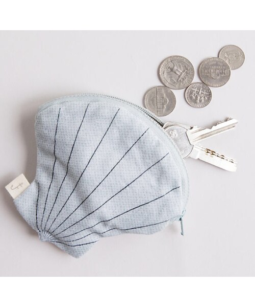 cache cache（カシュ カシュ）の「don fisher    oyster（ポーチ・レディース・その他）」の3枚目の写真