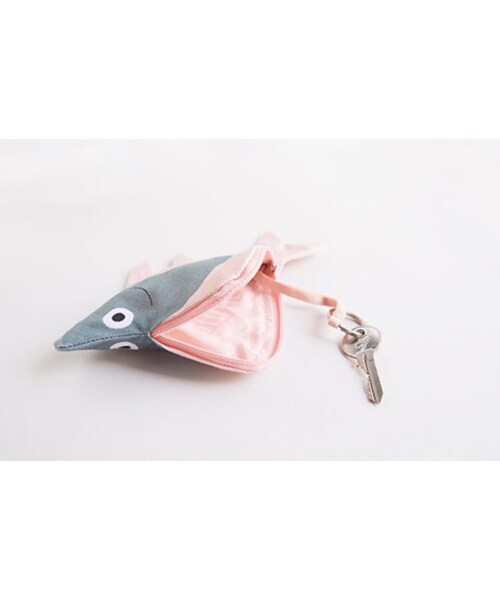 cache cache（カシュ カシュ）の「don fisher　small blue silver biddy(keychain)（キーケース/キーアクセサリー・キッズ・その他）」の2枚目の写真