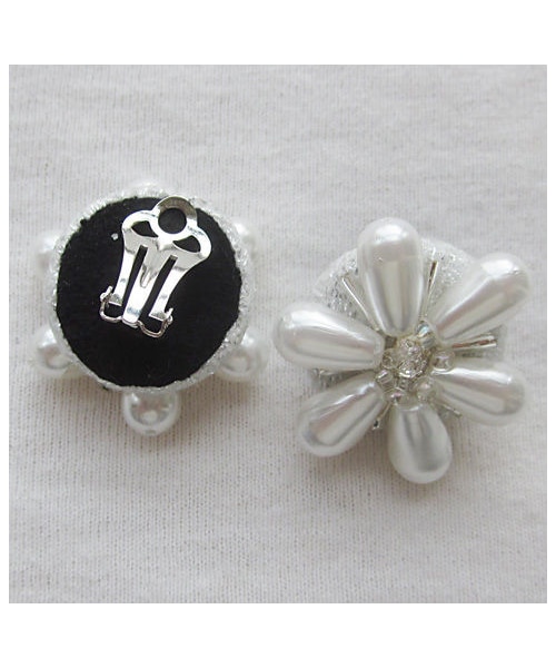Hime.（ヒメ）の「Hime.Flowerパールイヤリング（ピアス（両耳用）・レディース・その他）」の2枚目の写真