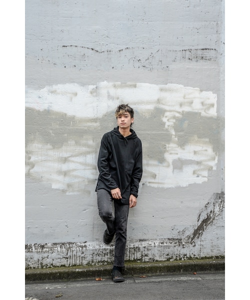 yotsuba（ヨツバ）の「yotsuba - Big Raglan Sleeve Parka（パーカー・メンズ・グレー GRAY/ホワイト WHITE/ブラック BLACK/ピンク PINK/ブラウン BROWN/パープル PURPLE・size 1・2・3）」の8枚目の写真