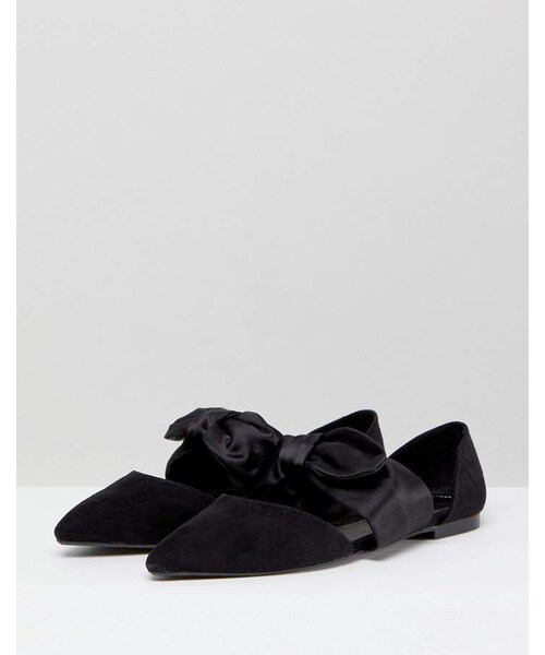 Bershka(ベルシュカ)の「Bershka Bow Tie Pointed Flat Shoe(シューズ・レディース・Black・Us 9/Us 7/Us 10/Us 5/Us 6/Us 4/Us 8)」の2枚目の写真