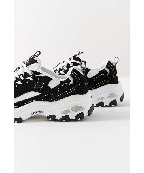 SKECHERS(スケッチャーズ)の「Skechers D’Lights Biggest Fan Sneaker(スニーカー・レディース・Black・6/6.5/7/7.5/8/8.5/9/9.5/10)」の5枚目の写真