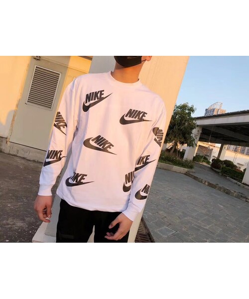 NIKE（ナイキ）の「ナイキ  NIKE　トップス　ナイキロゴ　メンスレディース [並行輸入品]（Tシャツ/カットソー・レディース・その他）」の4枚目の写真