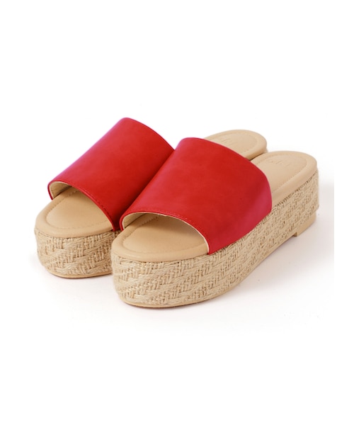 GRL（グレイル）の「厚底ジュードワイドカバーサンダル（サンダル・レディース・キャメル/ブラック/レッド/オフホワイト・24.5）」の4枚目の写真