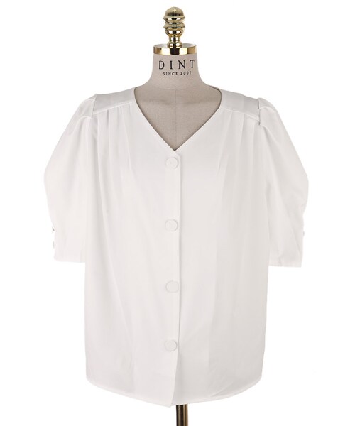 DINT（ディント）の「ショルダーラインピンタックボリュームブラウス（シャツ/ブラウス・レディース・퍼플/화이트/핑크/옐로우・one(44~66size)）」の2枚目の写真