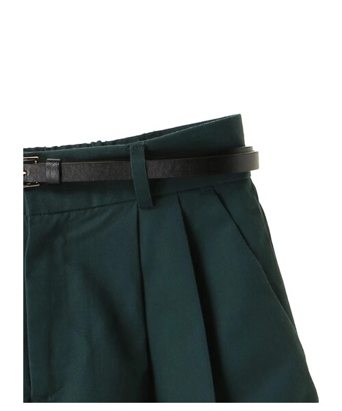 earth music&ecology（アースミュージックアンドエコロジー）の「・ベルト付きショートパンツ（パンツ・ブラック/ダークベージュ/ダークグリーン・S/M）」の5枚目の写真