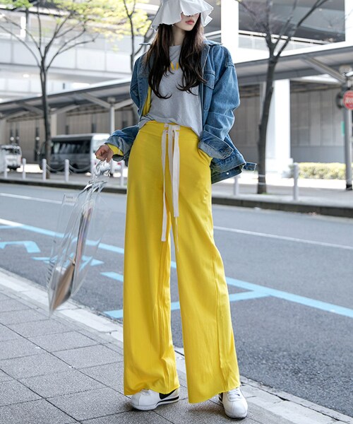 DINT(ディント)の「カジュアルワイドパンツ(スラックス・レディース・옐로우/그레이/블랙/오렌지・one(44~66size))」の1枚目の写真
