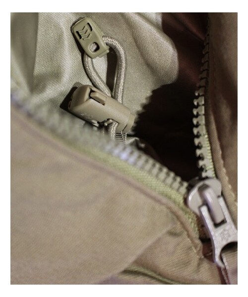 C.E.L.STORE（セルストア）の「U.S.MILITARY/FR ECWCS GEN-4 LEVEL7 HI-LOFT PARKA（その他・メンズ・COYOTE/M-REGULAR/L-REGULAR）」の8枚目の写真