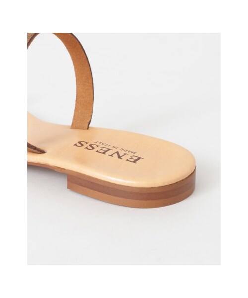 URBAN RESEARCH（アーバンリサーチ）の「ENESS 配色レザーフラットサンダル（シューズ・レディース・MOCHA×SIL/BLK×P.SIL・37/38）」の7枚目の写真