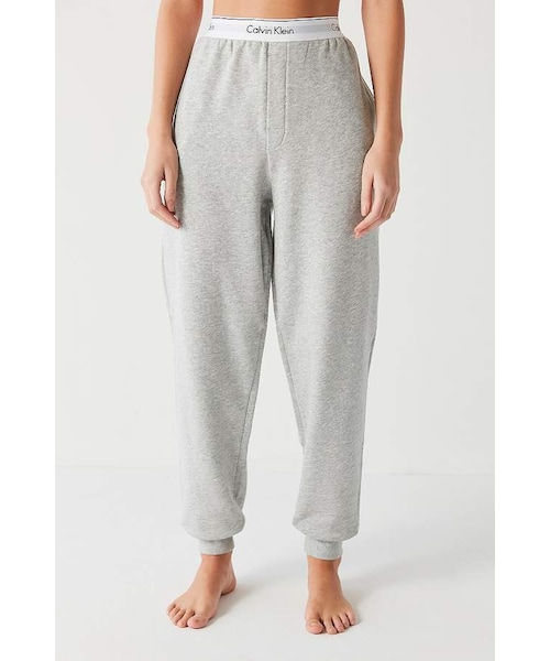 Calvin Klein（カルバン・クライン）の「Calvin Klein Modern Jogger Pant（その他パンツ・レディース・Black/Gray・XS/S/M/L）」の7枚目の写真