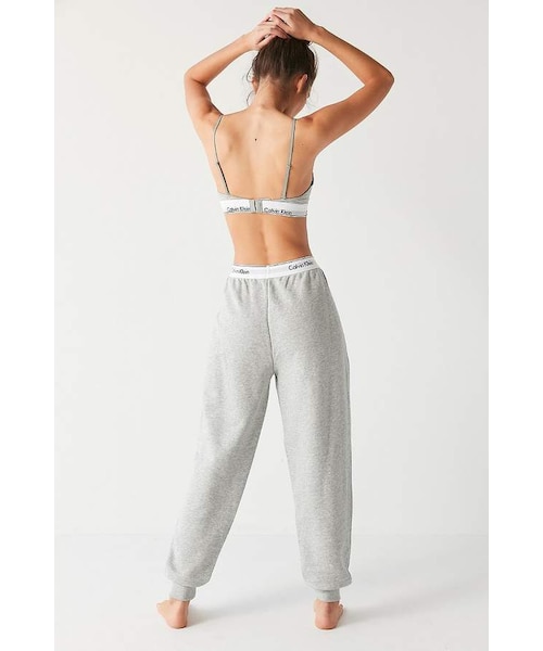 Calvin Klein（カルバン・クライン）の「Calvin Klein Modern Jogger Pant（その他パンツ・レディース・Black/Gray・XS/S/M/L）」の8枚目の写真