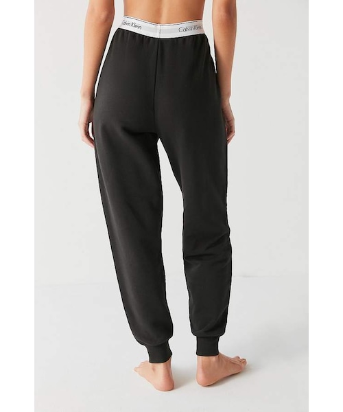 Calvin Klein（カルバン・クライン）の「Calvin Klein Modern Jogger Pant（その他パンツ・レディース・Black/Gray・XS/S/M/L）」の6枚目の写真