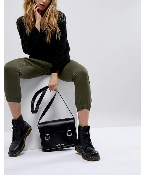【Dr.Martens】SATCHEL BAG★早い者勝ち★ Dr.Martens - Dr.Martens 7inch SATCHEL BAGの通販 by 翡翠