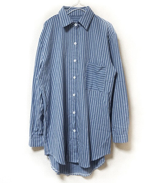 Tiffee SELECT（ティフィーセレクト）の「オーバーサイズ柔らかストライプブラウス（シャツ/ブラウス・レディース・ブルー/ホワイト・F）」の2枚目の写真