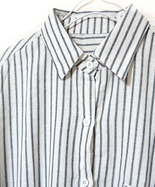 Tiffee SELECT（ティフィーセレクト）の「オーバーサイズ柔らかストライプブラウス（シャツ/ブラウス・レディース・ブルー/ホワイト・F）」の3枚目の写真