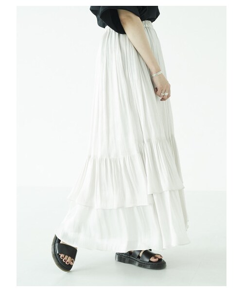 GARAGE OF GOOD CLOTHING（ガレージオブグッドクロージング）の「【予約】【再入荷アイテム】ティアードマキシスカート（スカート・オフホワイト・F）」の3枚目の写真