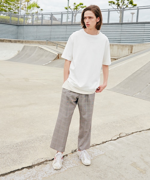 LIDNM(リドム)の「ヘビーウェイトシームレスTシャツ【オフホワイト】(Tシャツ/カットソー・メンズ・ホワイト・S.M.L)」の2枚目の写真