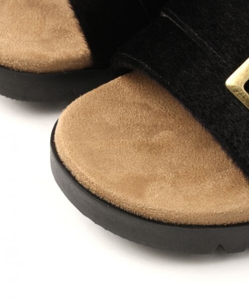 LEPSIM（レプシィム）の「バックルフラットサンダル（シューズ・ブラック/ベージュ/レオパード）」の13枚目の写真