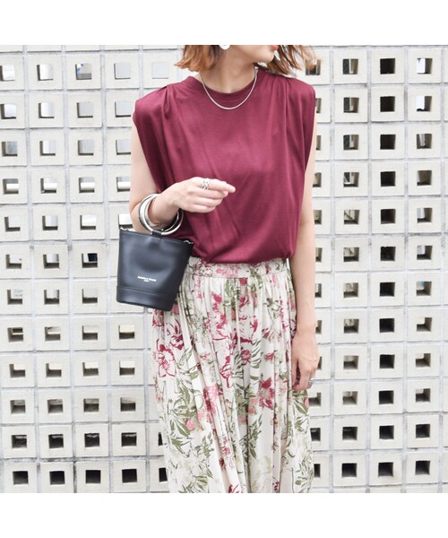 no brand（ノーブランド）の「[New Color]ショルダータックノースリTOPS（Tシャツ/カットソー・レディース・その他）」の2枚目の写真