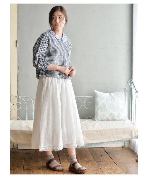 Samansa Mos2(サマンサ モスモス)の「レースピンタックスカート(スカート・オフホワイト/チャコールグレー/ミント・F)」の2枚目の写真