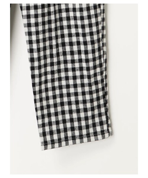 Samansa Mos2（サマンサ モスモス）の「イージーテーパードパンツ（パンツ・オフホワイト/ブラック/ベージュ/ブルー・F）」の8枚目の写真