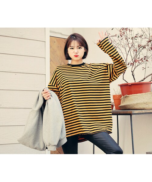 HOTPING（ホッピン）の「ドロップショルダールーズボーダーTシャツ（Tシャツ/カットソー・レディース・ブラック/グリーン/ブルー/レッド/イエロー・フリーサイズ(XS-XL)）」の4枚目の写真