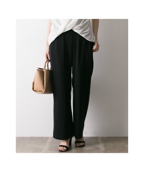 URBAN RESEARCH（アーバンリサーチ）の「イージーワイドパンツ（パンツ・レディース・BEIGE/BLACK・FREE）」の5枚目の写真