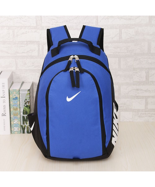 NIKE ナイキ　リュック 25L ライトブルー　新品未使用 NIKE - 新品、未使用!ナイキ25L リュック!ブルー3800円で!ナイキ