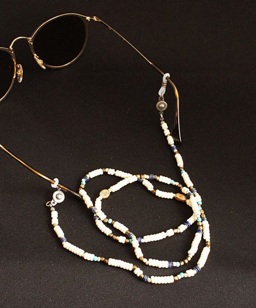 KiRi（キリ）の「2way Glass Holder（ネックレス・レディース・ブラック/ホワイト/グリーン・Free）」の4枚目の写真