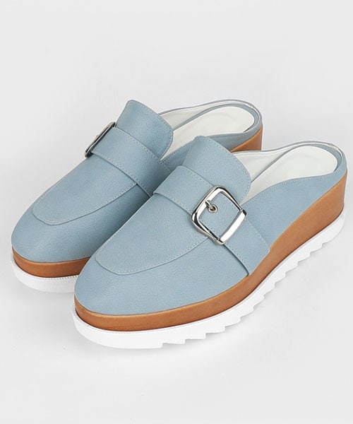 DHOLIC（ディーホリック）の「バックルシャークソールサボ（その他シューズ・レディース・ベージュ/パープル/ブラック/ピンク/ブルー・225/230/235/240/245/250）」の3枚目の写真