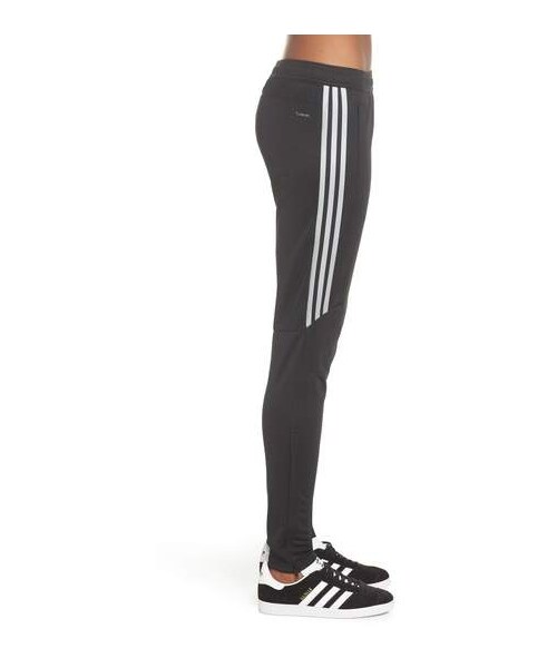 adidas（アディダス）の「adidas Tiro 17 Training Pants（その他パンツ・レディース・Black・Xx-large/Xx-small/X-small/Small/Medium/Large/X-large）」の3枚目の写真