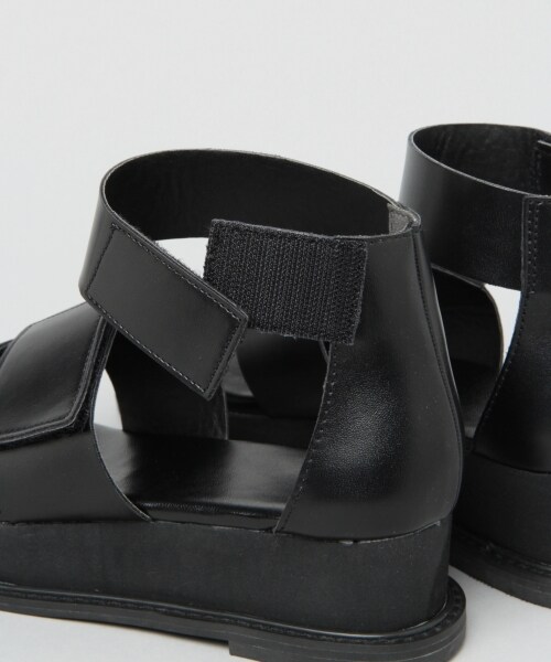 HARE（ハレ）の「アツゾコベルトサンダル（シューズ・ブラック/シルバー）」の13枚目の写真