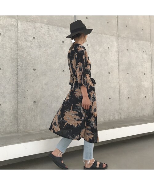 copine(コピン)の「ウエストリボン付きレトロ花柄ロングガウン(2color)【クリックポスト対象商品】(カーディガン/ボレロ・レディース・その他)」の9枚目の写真