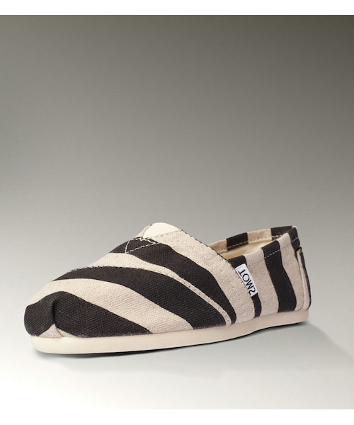 TOMS（トムス）の「TOMS Men's classic Stripe Canvas トムズシューズ スリッポン メンズ 男性靴 ストライプ 2色（スニーカー・メンズ・その他）」の3枚目の写真