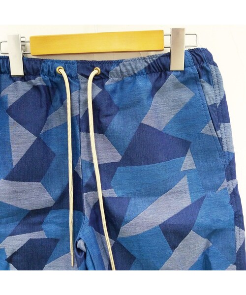 STORES.jp（ストアーズドットジェーピー）の「INDIGO イージーショーツ(ユニセックス)（その他パンツ・メンズ・その他）」の2枚目の写真