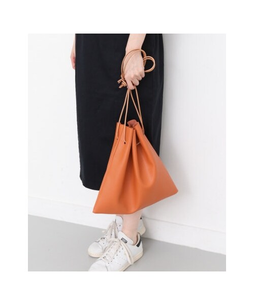 KBF（ケイビーエフ）の「巾着ショルダーバッグ（バッグ・レディース・BLACK/BEIGE/ORANGE・one）」の6枚目の写真