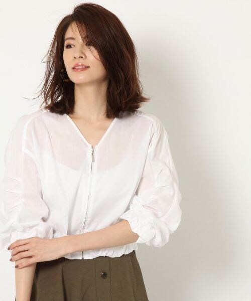 BABYLONE（バビロン）の「６０ローンタックギャザーブルゾン（ジャケット/アウター・オフホワイト/ブラック/カーキ）」の6枚目の写真