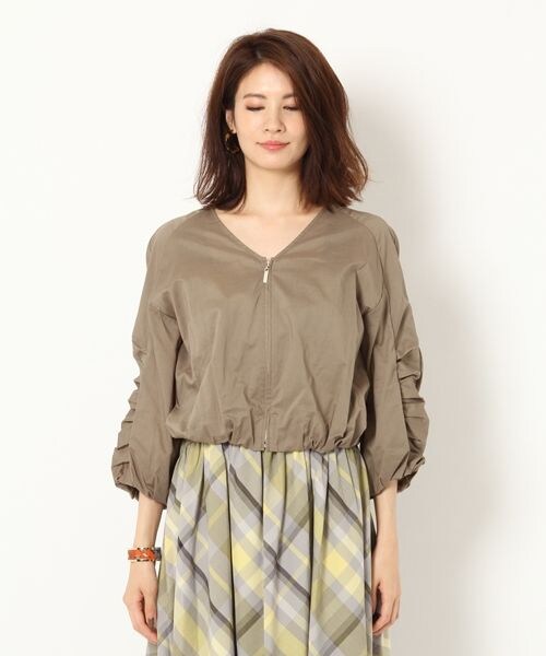 BABYLONE（バビロン）の「６０ローンタックギャザーブルゾン（ジャケット/アウター・オフホワイト/ブラック/カーキ）」の13枚目の写真