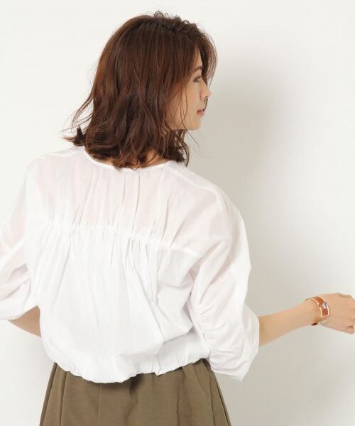 BABYLONE（バビロン）の「６０ローンタックギャザーブルゾン（ジャケット/アウター・オフホワイト/ブラック/カーキ）」の7枚目の写真