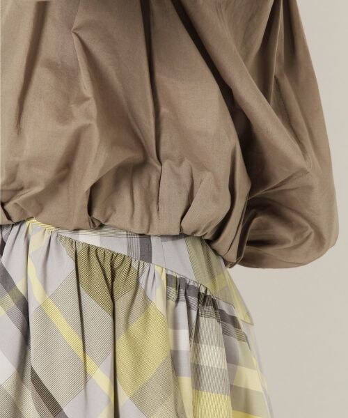 BABYLONE（バビロン）の「６０ローンタックギャザーブルゾン（ジャケット/アウター・オフホワイト/ブラック/カーキ）」の18枚目の写真