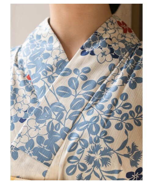 E hyphen world gallery（イーハイフンワールドギャラリー）の「あじさい撫子柄浴衣（水着/着物・浴衣・アイボリー・F）」の7枚目の写真