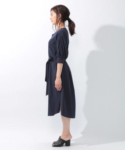 laboratory work（ラボラトリーワーク）の「ドルマンショートスリーブトロミワンピース（ワンピース/ドレス・グレーベージュ/キャメル/ネイビー）」の11枚目の写真