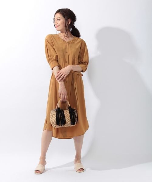 laboratory work（ラボラトリーワーク）の「ドルマンショートスリーブトロミワンピース（ワンピース/ドレス・グレーベージュ/キャメル/ネイビー）」の7枚目の写真