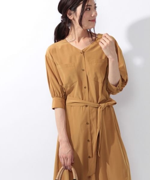 laboratory work（ラボラトリーワーク）の「ドルマンショートスリーブトロミワンピース（ワンピース/ドレス・グレーベージュ/キャメル/ネイビー）」の2枚目の写真
