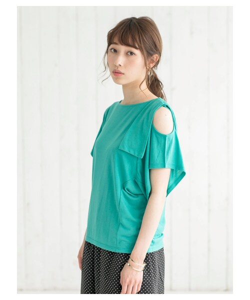 Green Parks(グリーンパークス)の「・LHELBIE リボンショルダープルオーバー(トップス・オフホワイト/グリーン/ネイビー・F)」の1枚目の写真